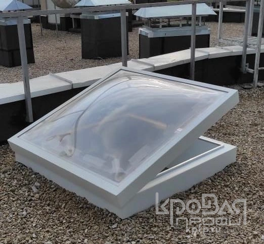 Зенитный фонарь 60x60 С ручным открыванием с поликарбонатным куполом фото 1